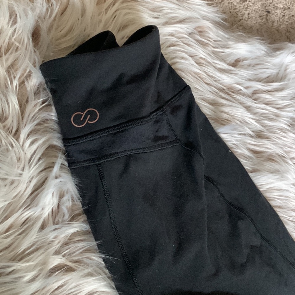LAST CHANCE Calia Active leggings with rose lace